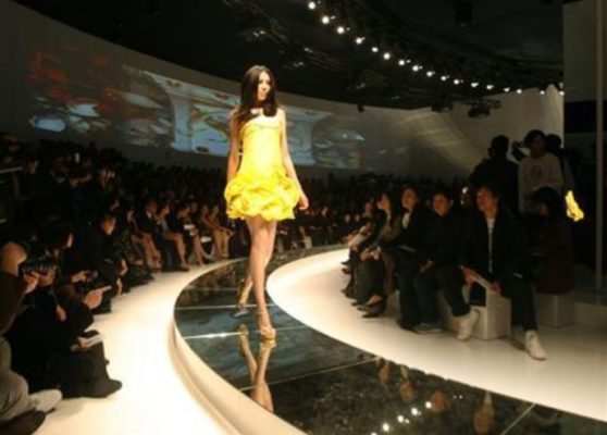 Versace Fashion Show, Beijing