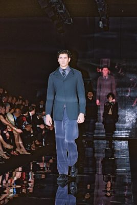 Giorgio Armani - SPRING 2014 READY-TO-WEAR (Hong Kong)